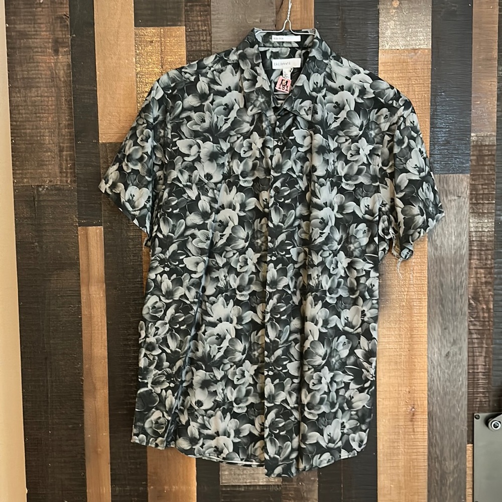 Aloha shirt